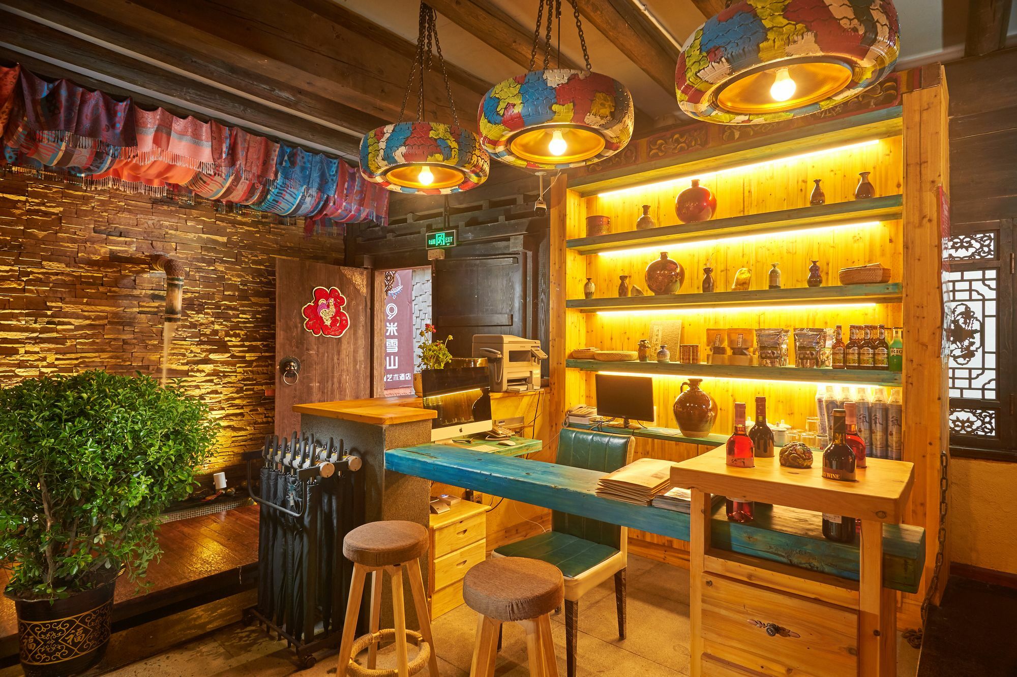 Jiumi Snow Mountain Original Art Hotel Shangri-La Exterior photo